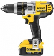 Аккумуляторная дрель-шуруповерт DeWalt DCD 980 M2